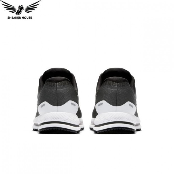 Giày thể thao Nike Vomero 13 922908-001